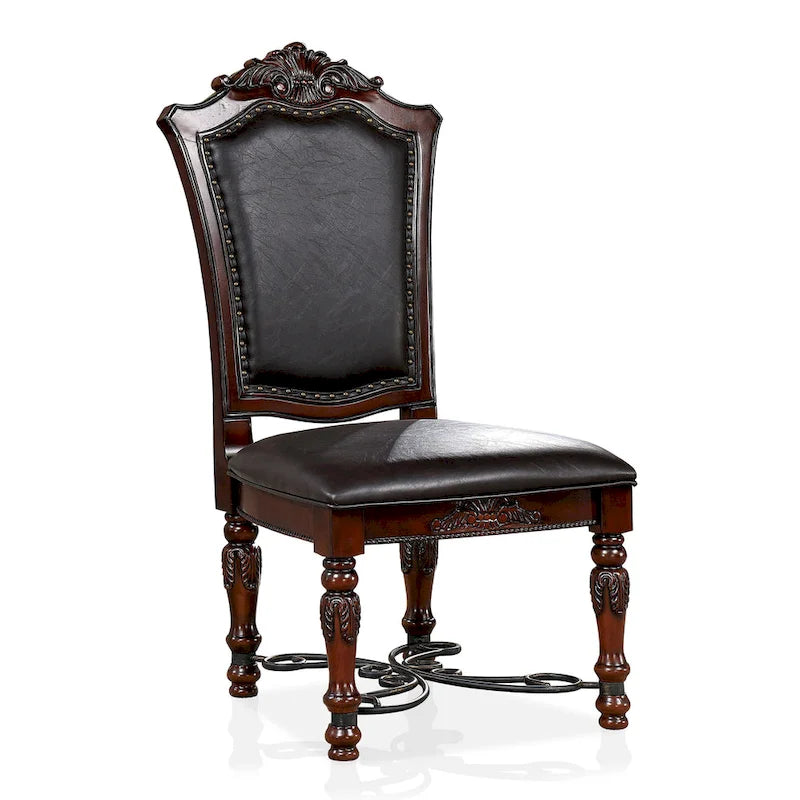 Set da pranzo allungabile in 7 pezzi, color ciliegio scuro, con sedie in similpelle nera, ospita fino a 8 persone